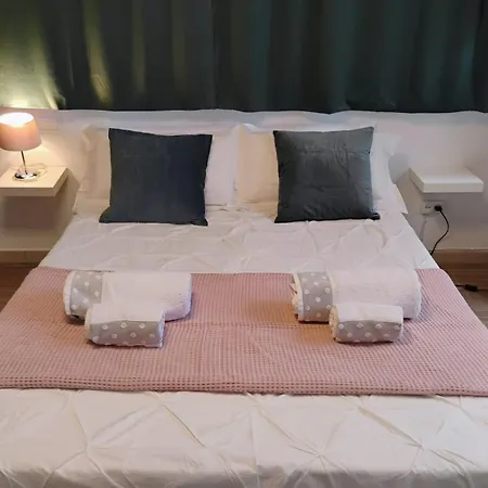 Royal Vista Mar Apartment